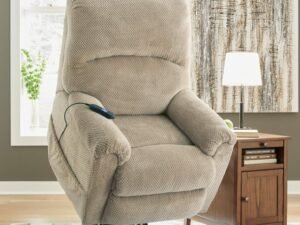 Ashley 4710312 - Power Lift Recliner